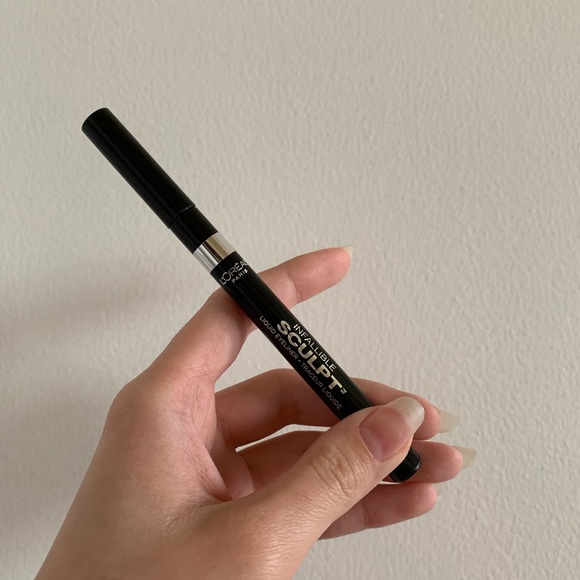 makeup bundle🤍 - Picture 6 of 8